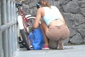 CANDID Hawt Brown Taut Short Jeans