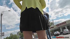 Plump MILF accidently gets in hot upskirt videos