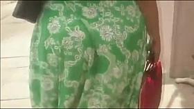 culona skirt slow motion