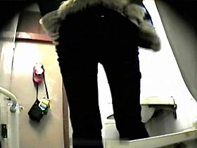 Girls Pissing voyeur video 363