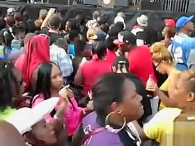 It's the music that makes her want to piss