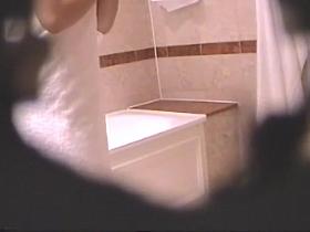 sons 18 yr old girl friend