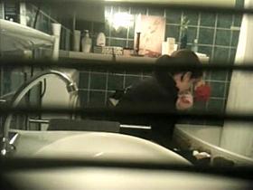 Both neighbor's daughters are peeped