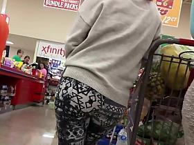 Hot asses of an entire family