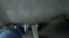 Exhibiendo mi pene 11