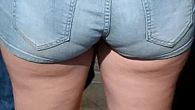 Lady on a day of flowers