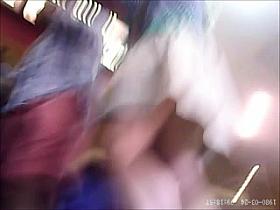 bajo falda de gringa rica