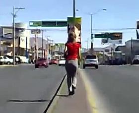 Rico culo andando por ahi