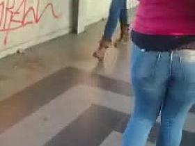 Best voyeur teen ass