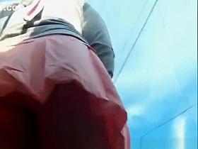 Sexy legs teen upskirted