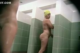 Curvy amateur ladies shower in voyeur porn