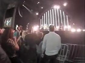 Blonde fangirl gives a blowjob at the rock concert