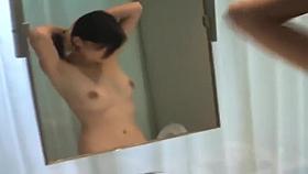 Chi Kh&aacute_nh Huyen trong chong di ngoai t&igrave_nh voi phi c&ocirc_ng tre cuc ph&ecirc_