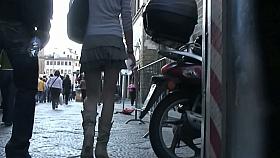 Skinny brunette schoolgirl real upskirt video