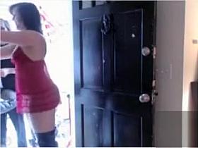 Curvy chick takes her pizza delivery in lingerie