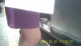 Shopper in shiny tan pantyhose