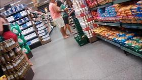 comprinha no supermercado, adoro! Que rabo meu irma!