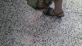 MADURITA CON PANTIMEDIAS BLANCAS