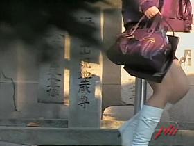 Asian noticed the possible skirt shark but couldn.t escape