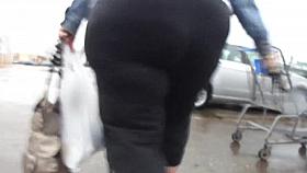 Mega Wide & Juicy BBW