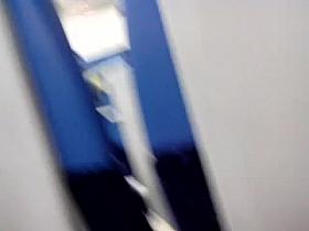 double blondys legs in train) Blondinen Beine im Zug)