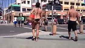 Nice round ass at the beach part 1