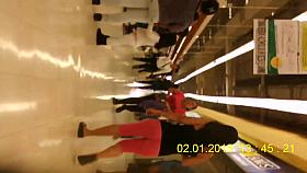 leggins metido en el culo de la nena