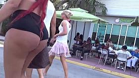 REDHEAD WITH DIMPLELY BOOTY