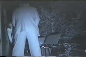 Couple fucking hard in the park