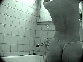 alina-voyeur-02_r.wmv