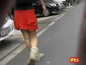 Smoking hot Asian teen got sharked with no panties on video