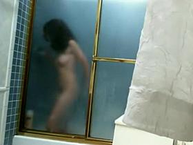 Teen girl got a triangle shaped pubes