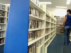 Blockbuster Round Butt