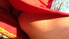 Schulmaedchen unters Kleid geschaut Upskirt Schoolgirl 1