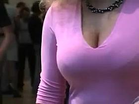 Candid - Large mambos in the street