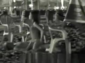 Ungdomar har Charter Sex pa stranden