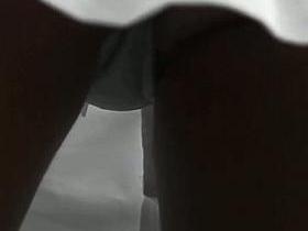 Amateur blonde chick upskirt voyeur vid