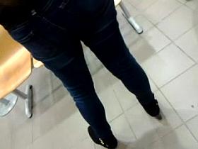 Milf's ass at post office 1