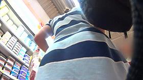 De cara com uma bucetinha raspadinha