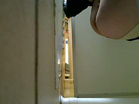 My amazing spy video caught a girl peeing in women