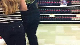 Momma Got a Lotta Ass