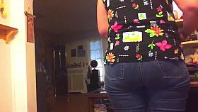 MY WIFES PHAT ASS!!!!