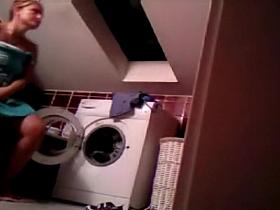 spying my polish mom in bathroom