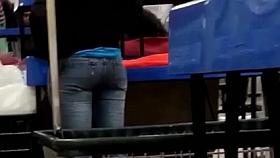 LAUNDROMAT BOOTY