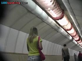 Face Hole-watering a-hole up denim petticoat