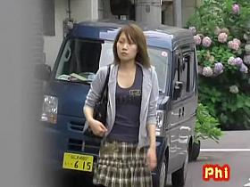 Brisk Asian bitch making noises while experiencing sharking affair