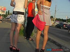 Even 2 hawt up skirts at the bus stop
