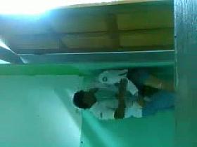 JIlbab mesum di kelas