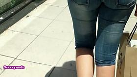 slightly chubby street candid bit of ass in a rush chewing big time