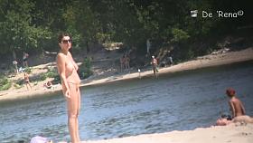 Amateur chicks give bodies to sun and to voyeur camera